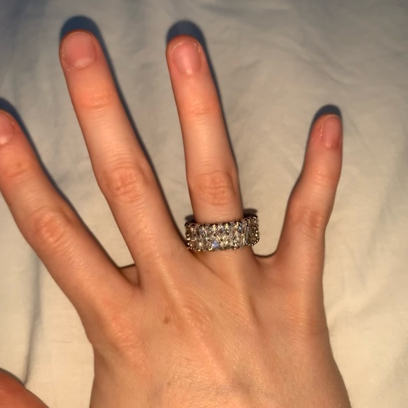 Silver rings - Picture 4 of 15